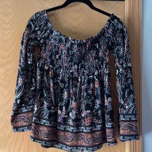 Off the shoulder! Size:S